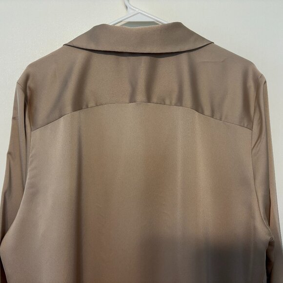 Ann Taylor Beige Button Down Shirt - Picture 5 of 9